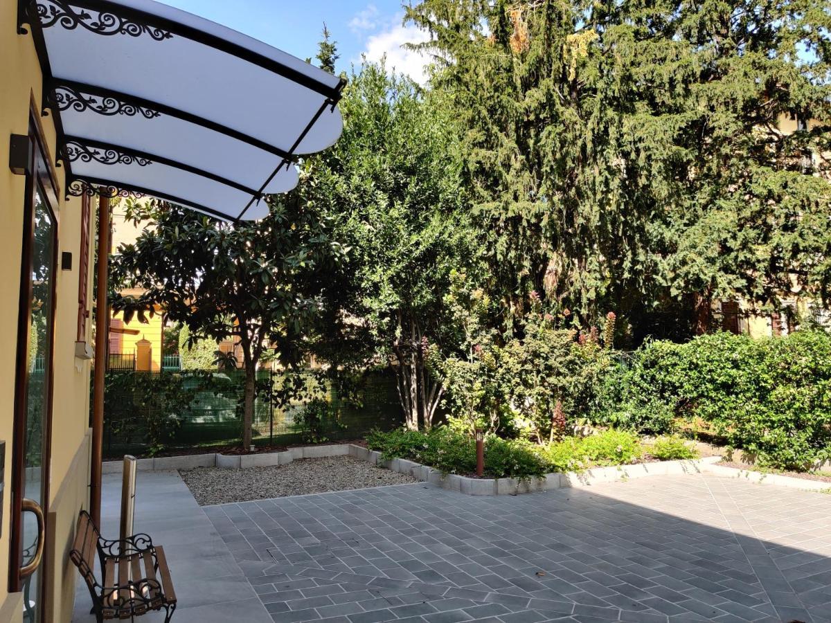 Отель La Bella Modena Centro Экстерьер фото